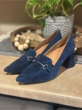 Kenneth Cole Navy Suede Pointed Toe Block Heel Loafers